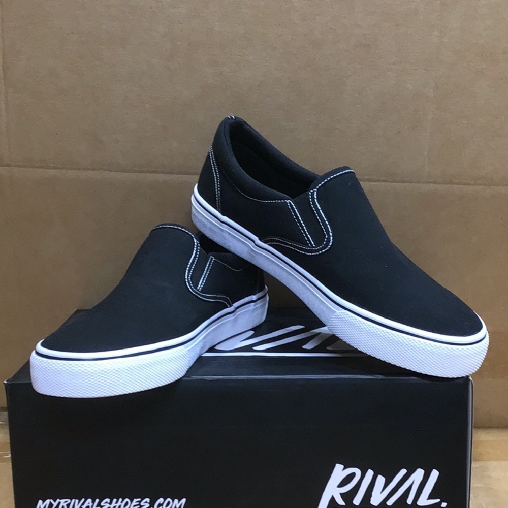 Rival Dueces Slip On Shoes Black White Womens
